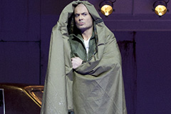 Jochen Kupfer als Orest